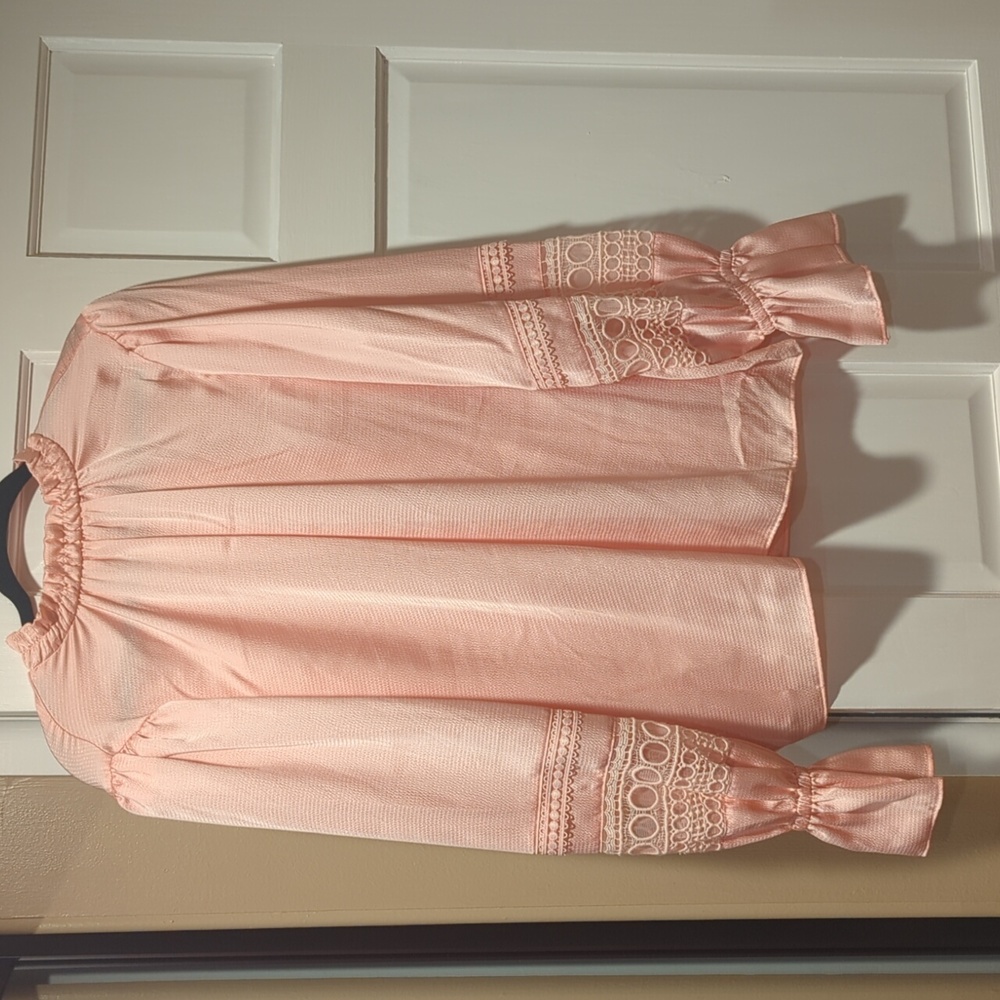 NWOT Ryegrass Long Sleeve Satin Pink Blush Blouse, Size XXL